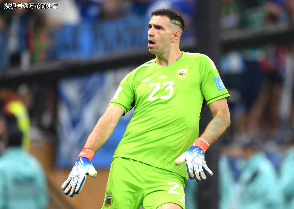 大马丁路在此方？维拉的无奈，曼联是下一站首选，奥纳纳怎么办